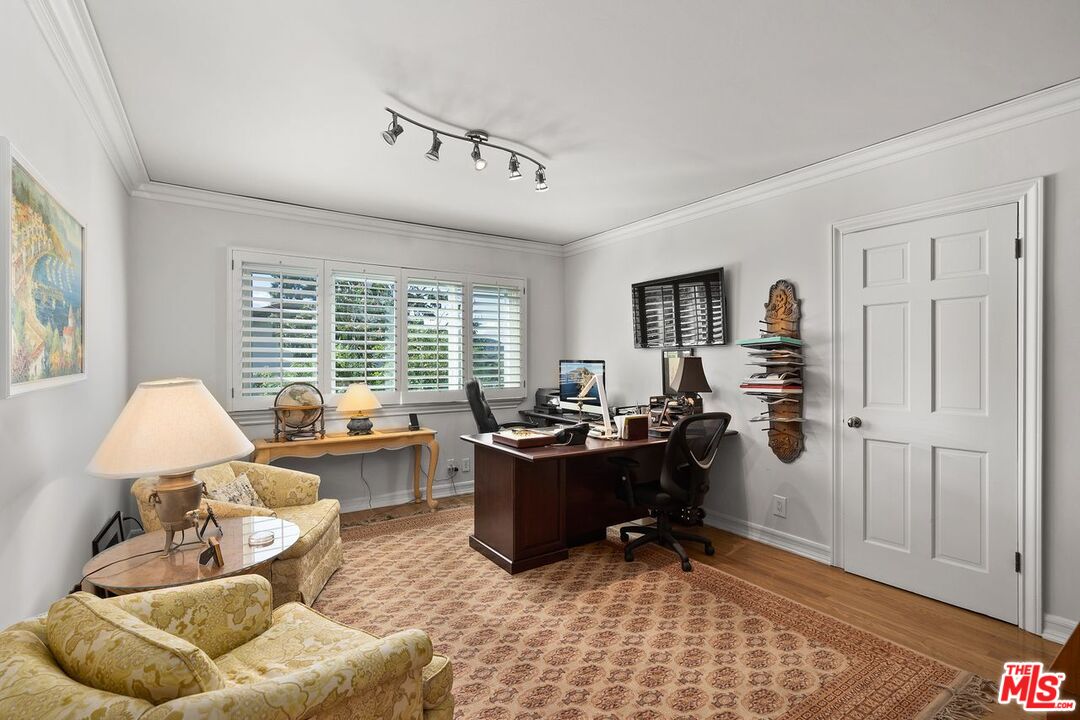 Property photo 42