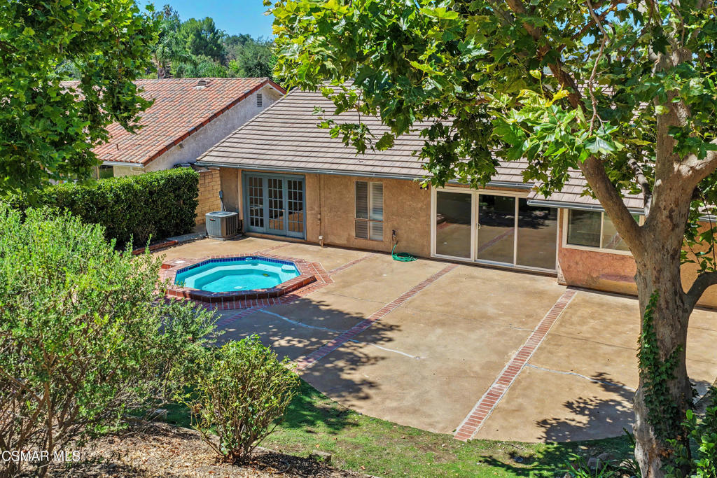 Property photo 38