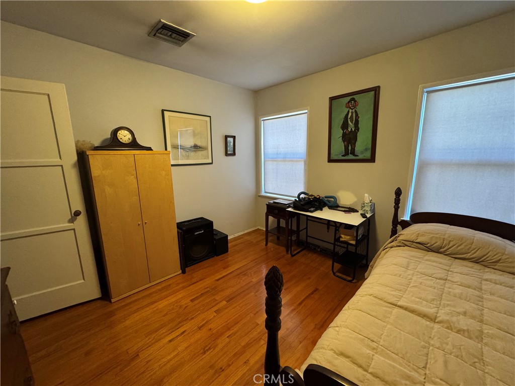 Property photo 37