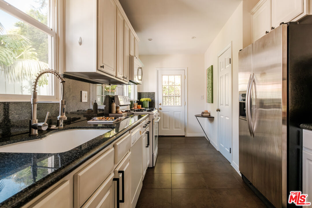 Property photo 23