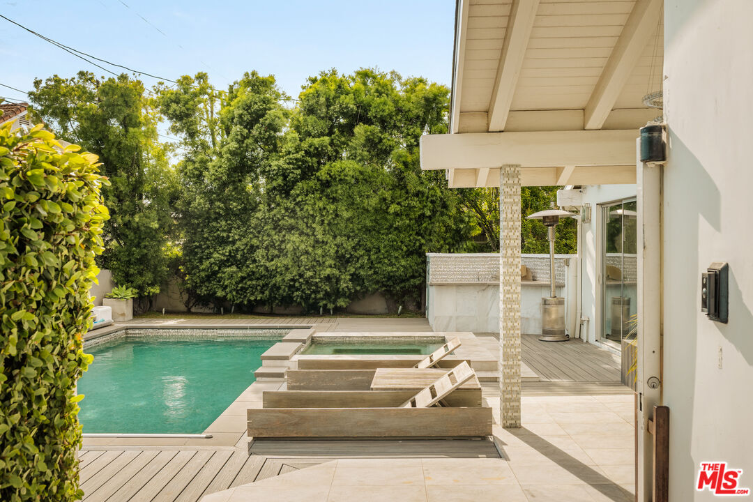 Property photo 34