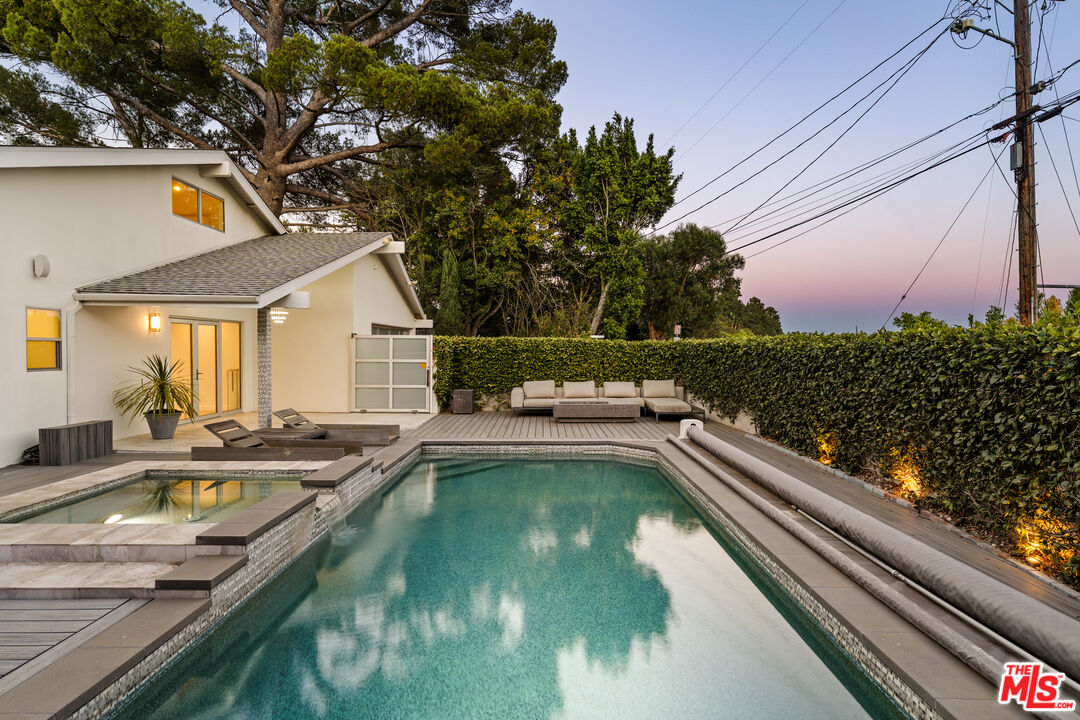 Property photo 38