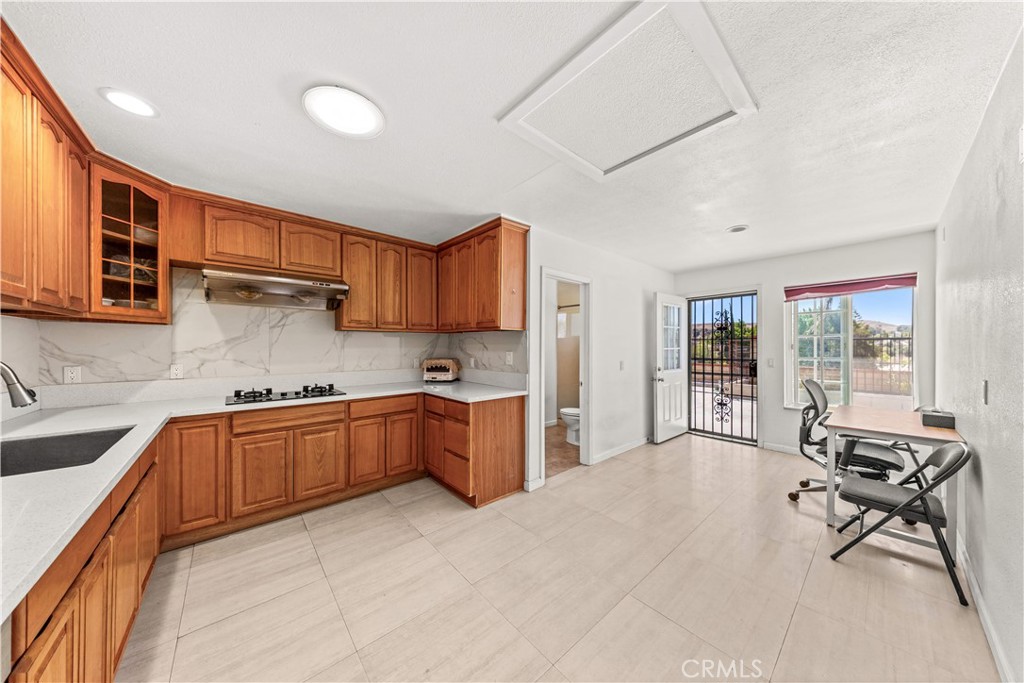 Property photo 24