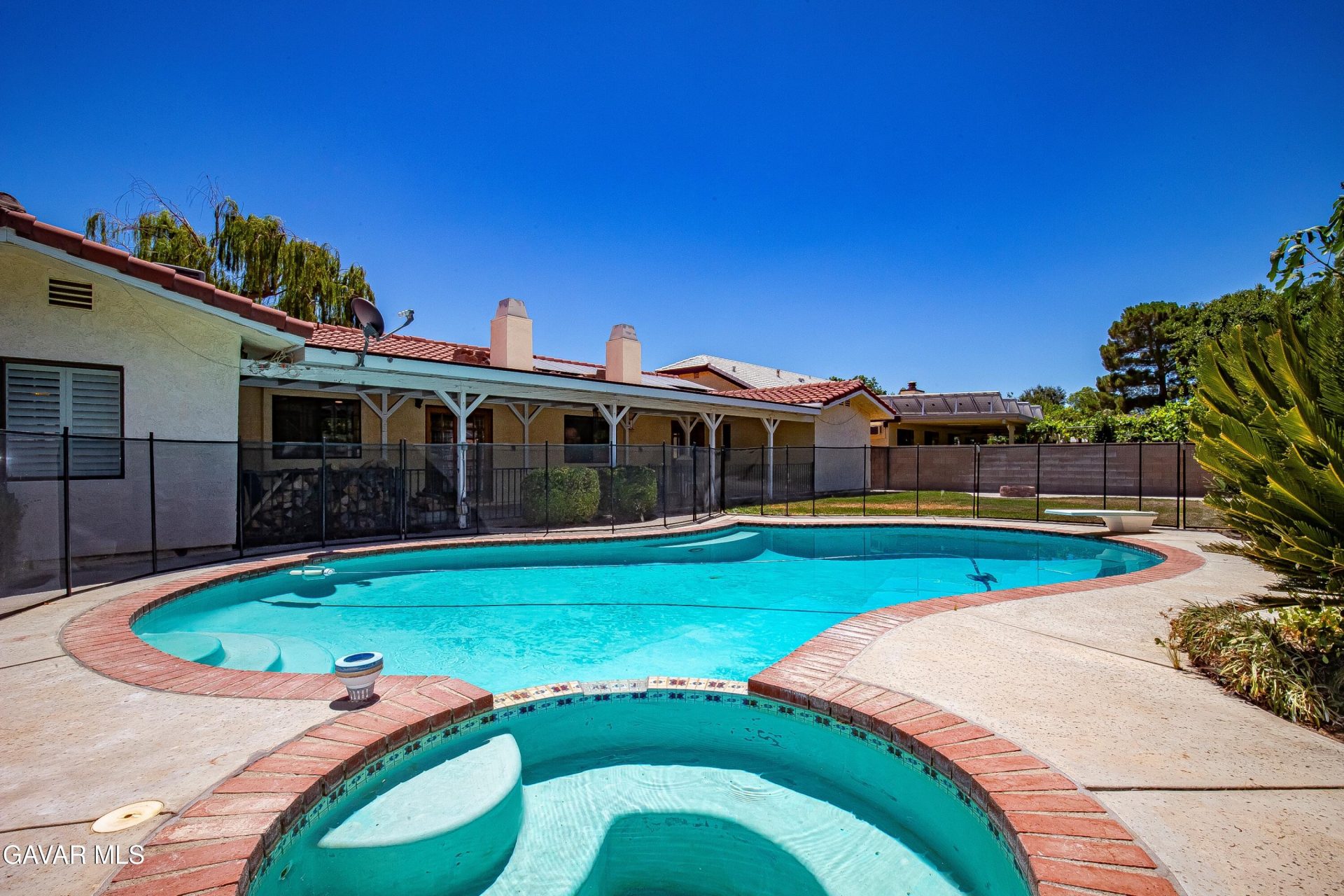 Property photo 40