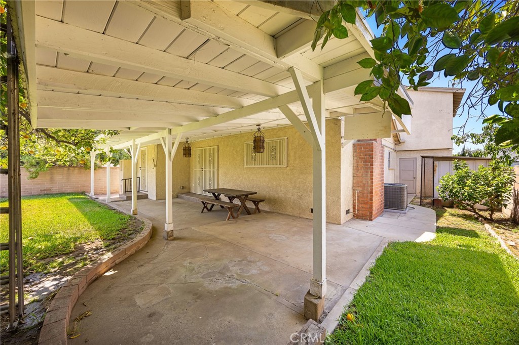 Property photo 31