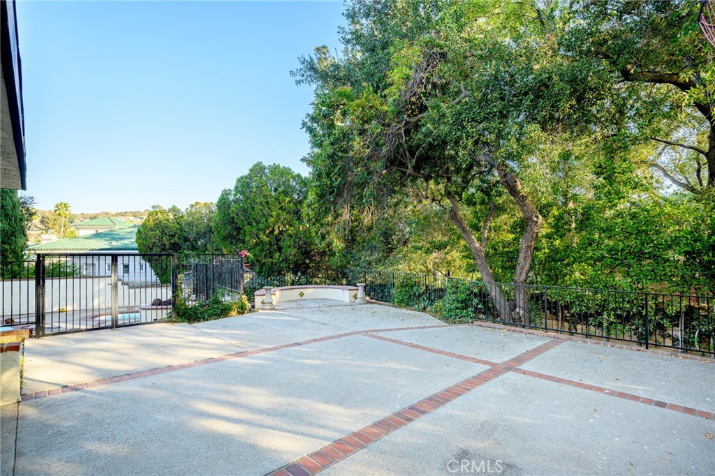 Property photo 47