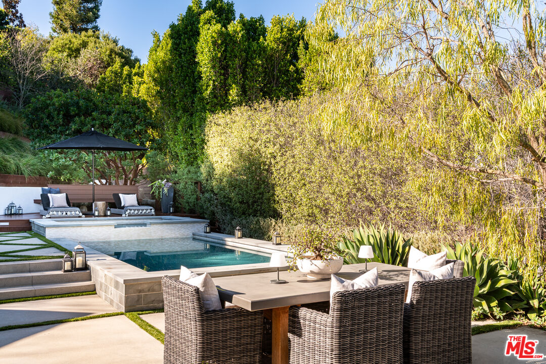 Property photo 44