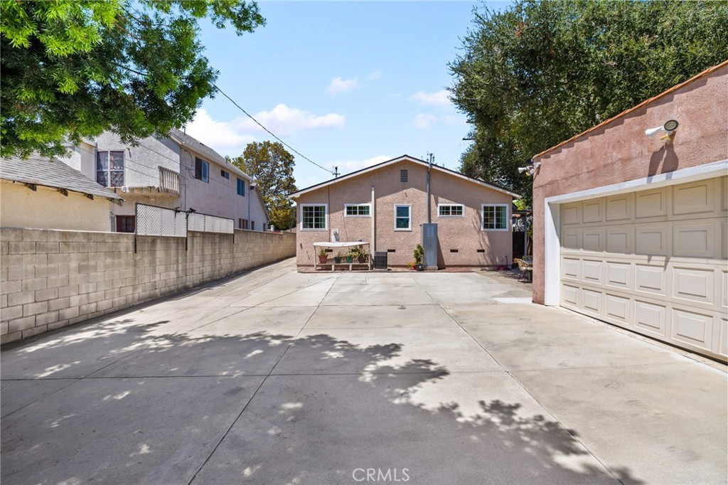 Property photo 40