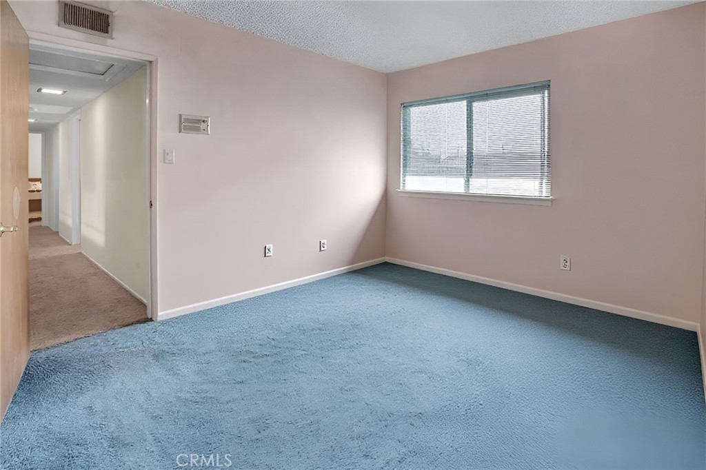 Property photo 50