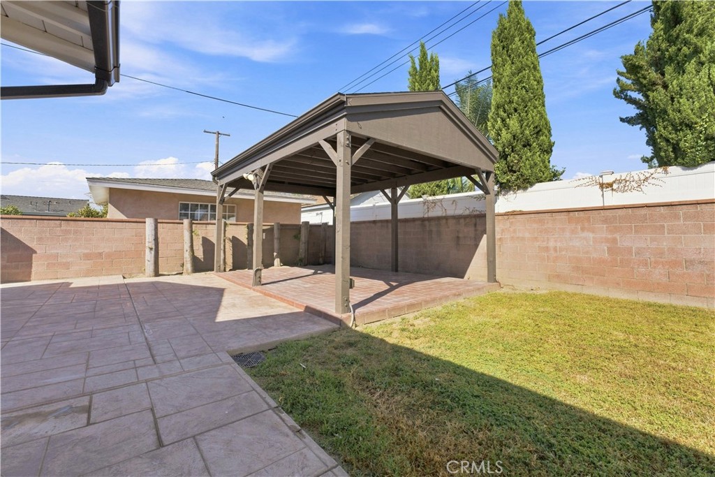 Property photo 37