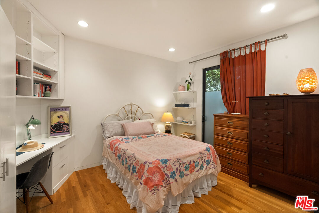 Property photo 24
