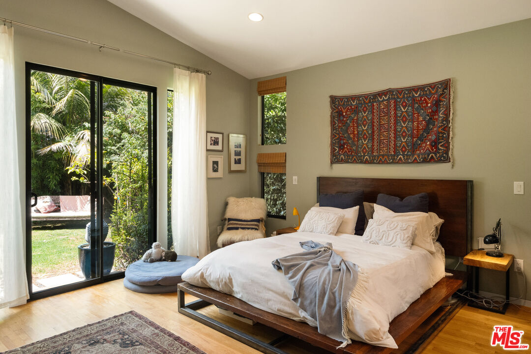 Property photo 38