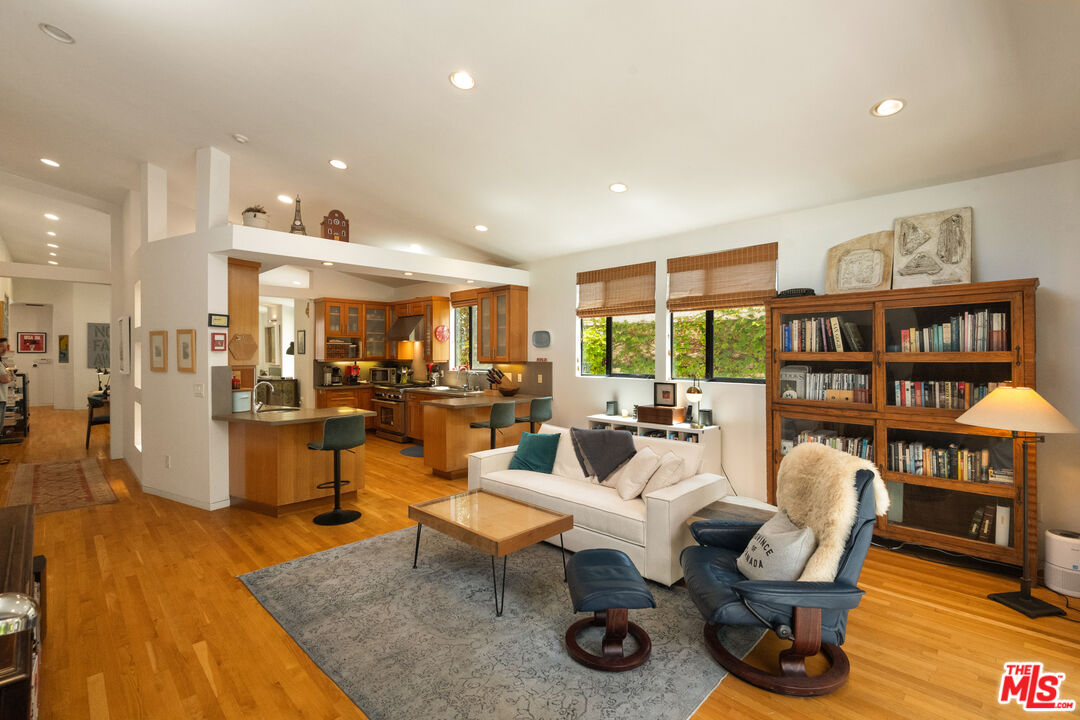 Property photo 44