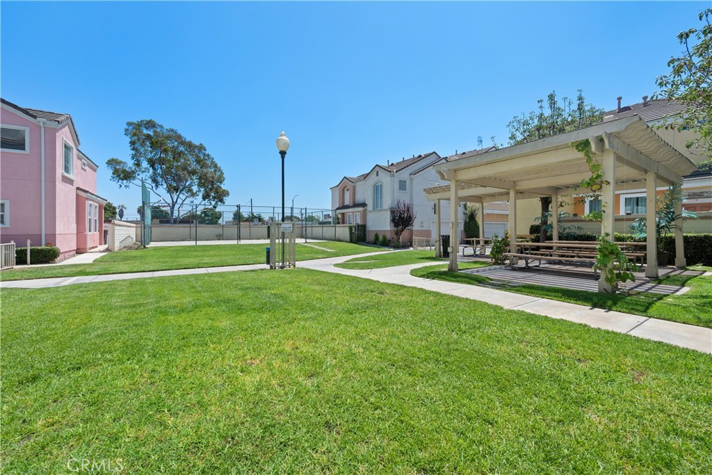 Property photo 33