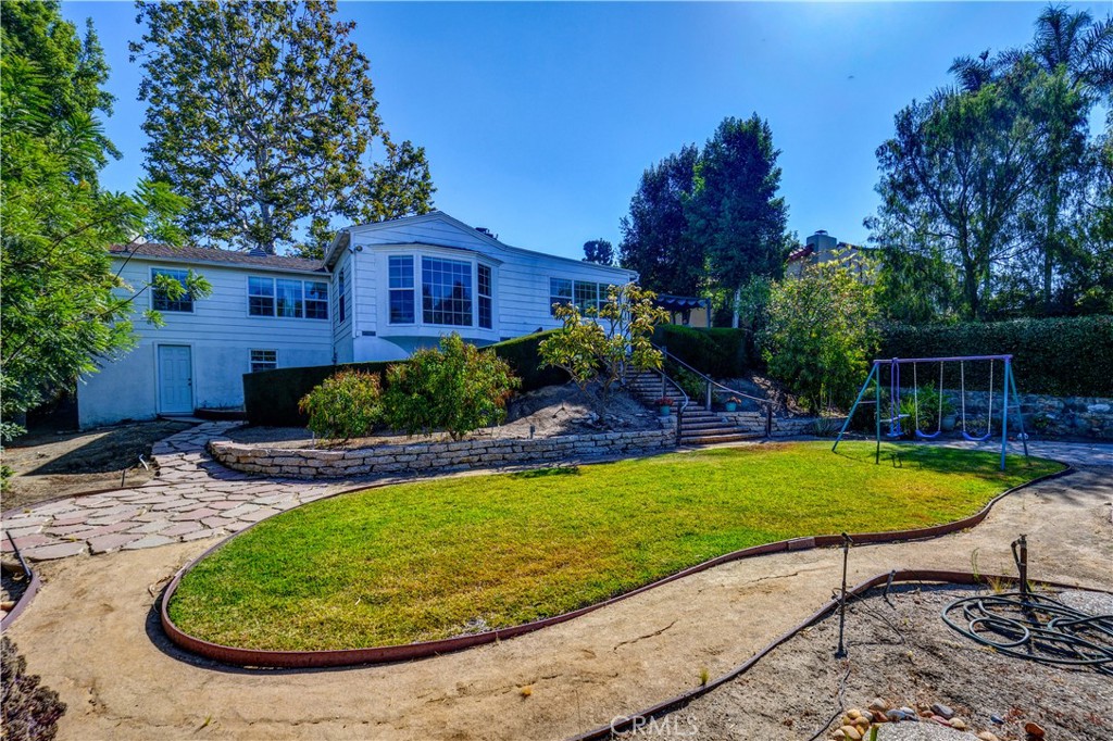 Property photo 35