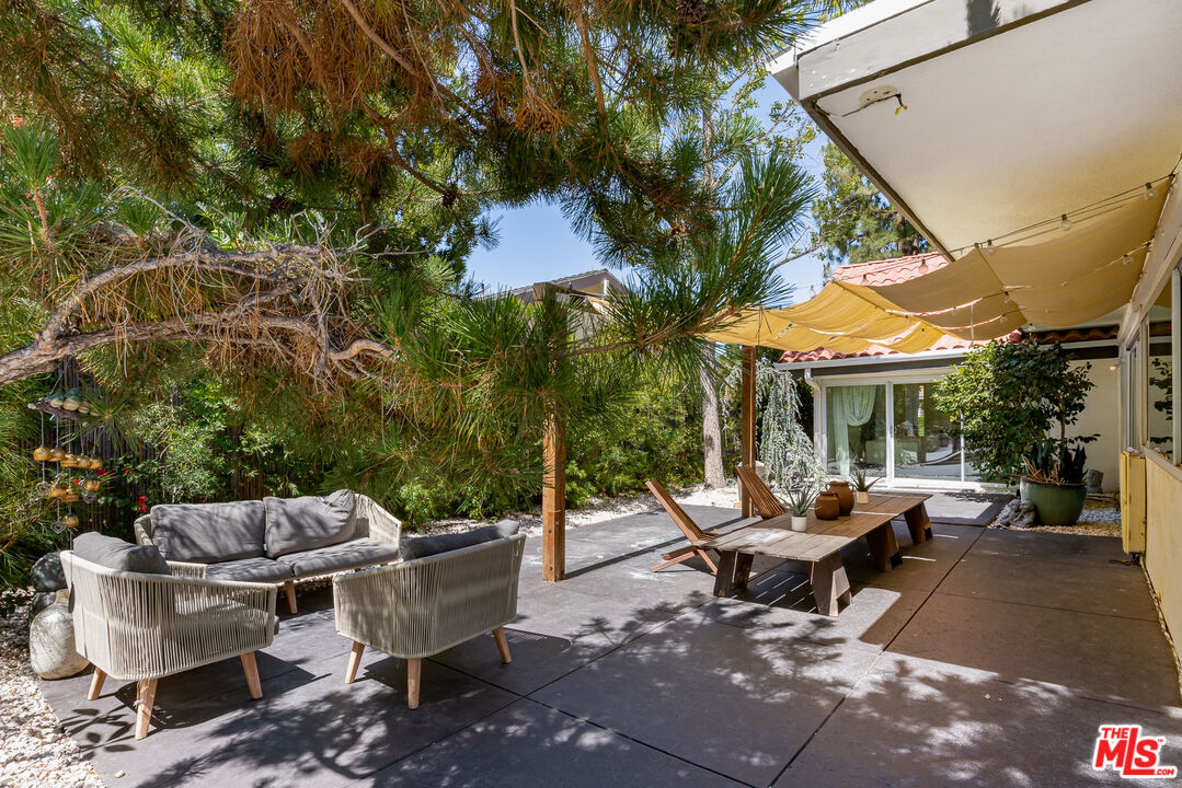Property photo 32