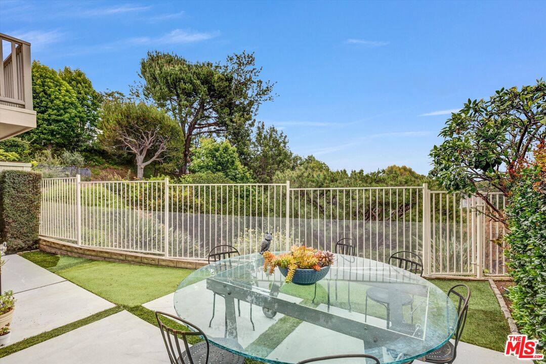 Property photo 25