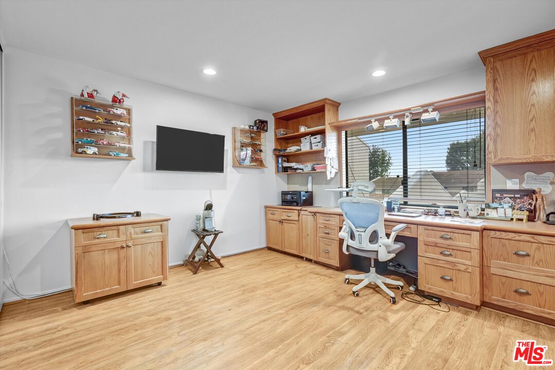 Property photo 30
