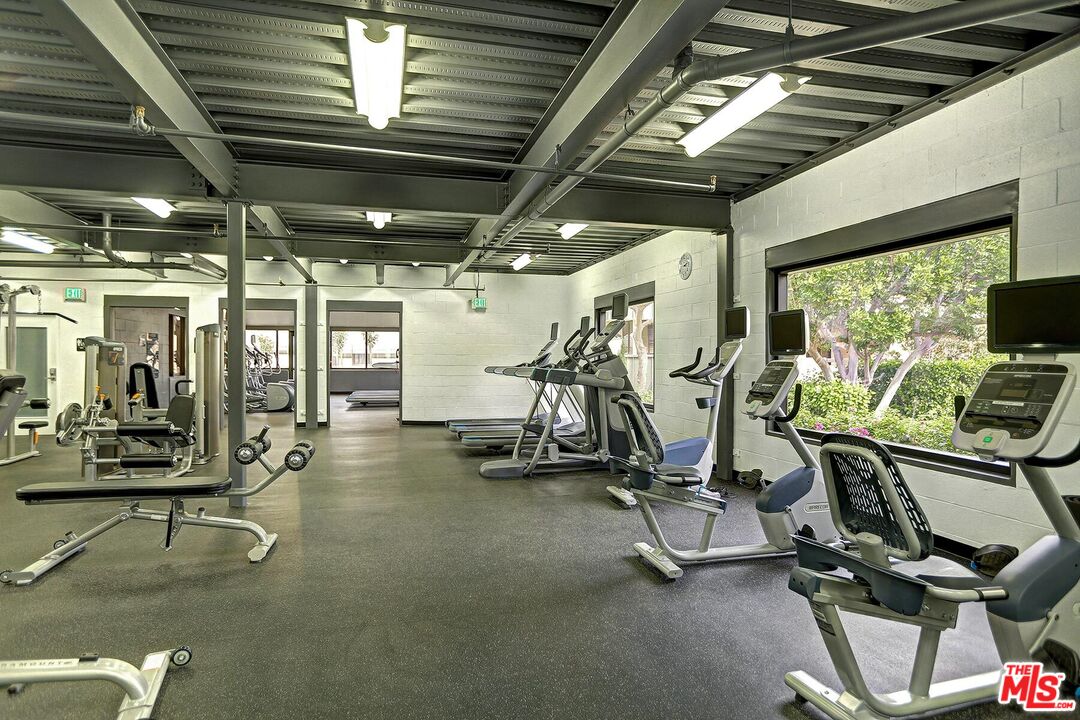 Property photo 31