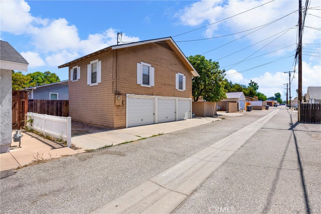 Property photo 35