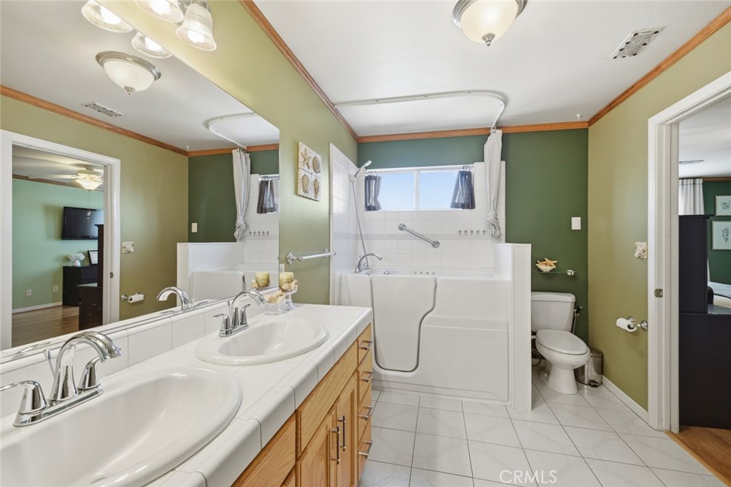 Property photo 40