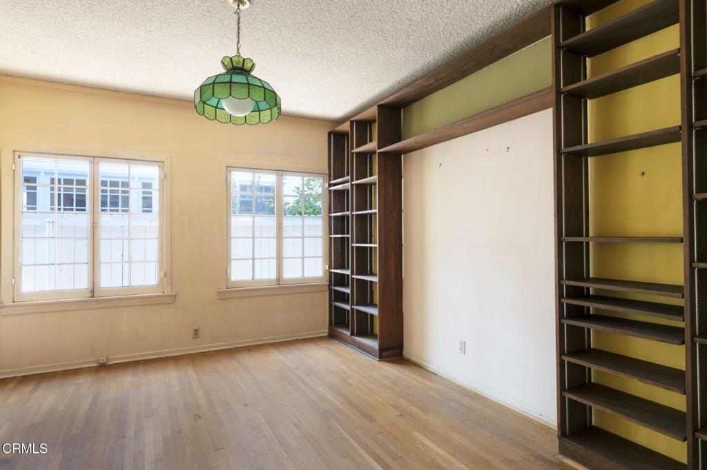 Property photo 33