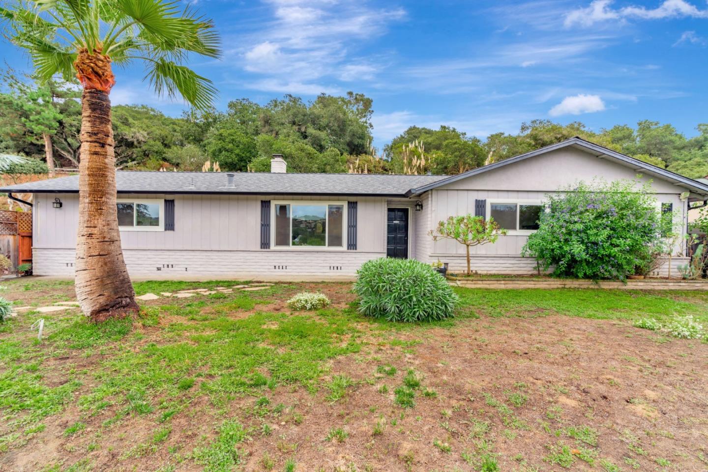 7561 Chester Dr