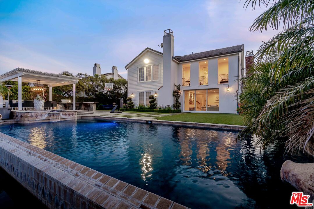 Property photo 28