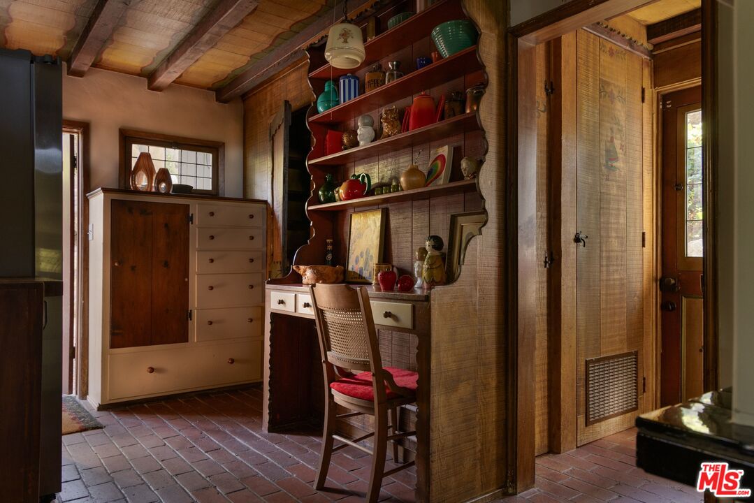 Property photo 28
