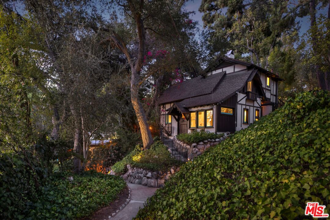 Property photo 43