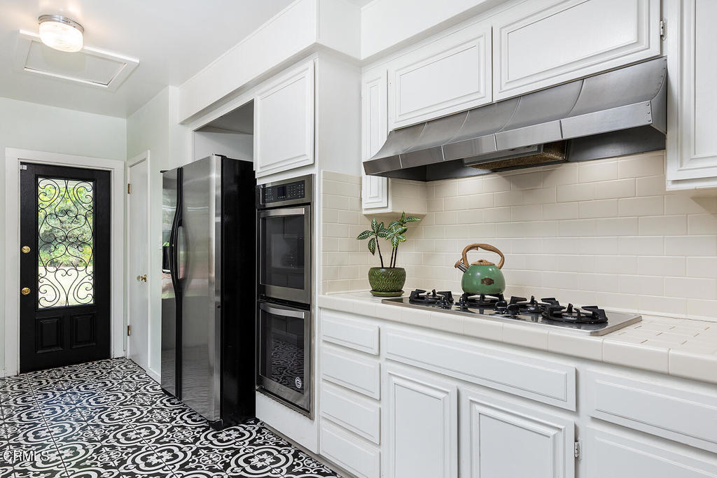 Property photo 24