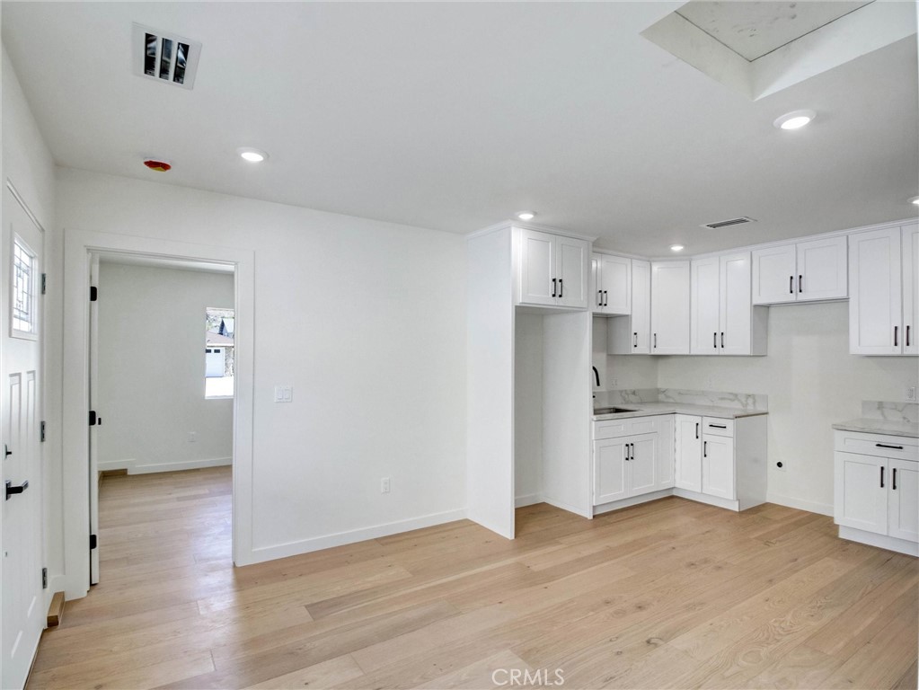 Property photo 50