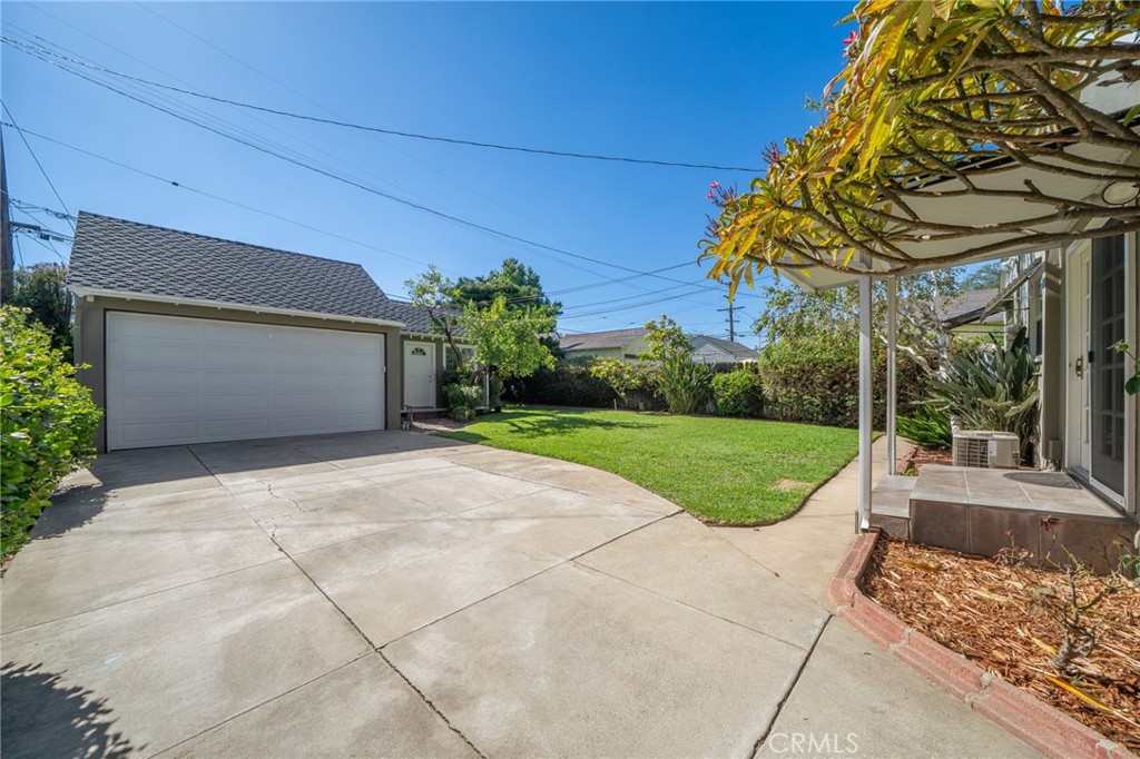 Property photo 30