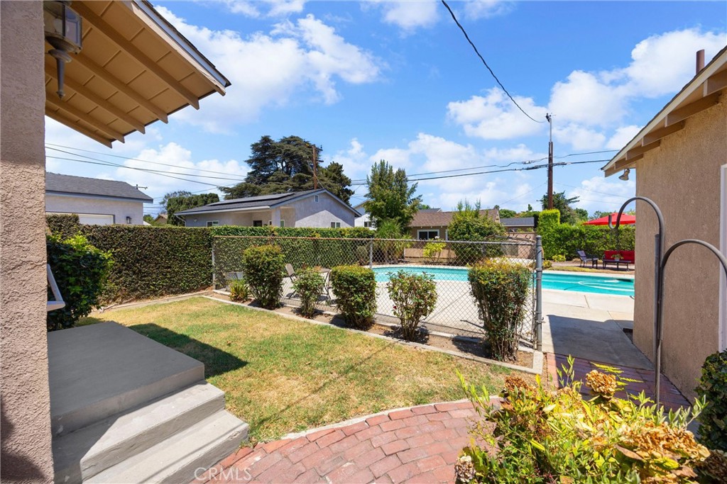 Property photo 31