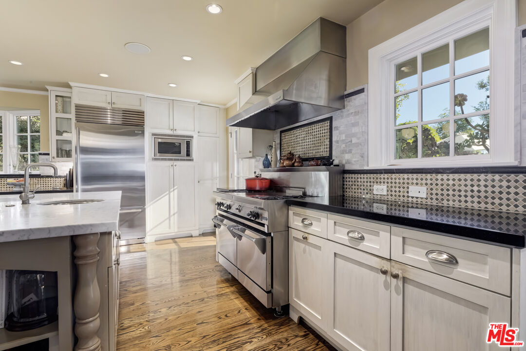 Property photo 23