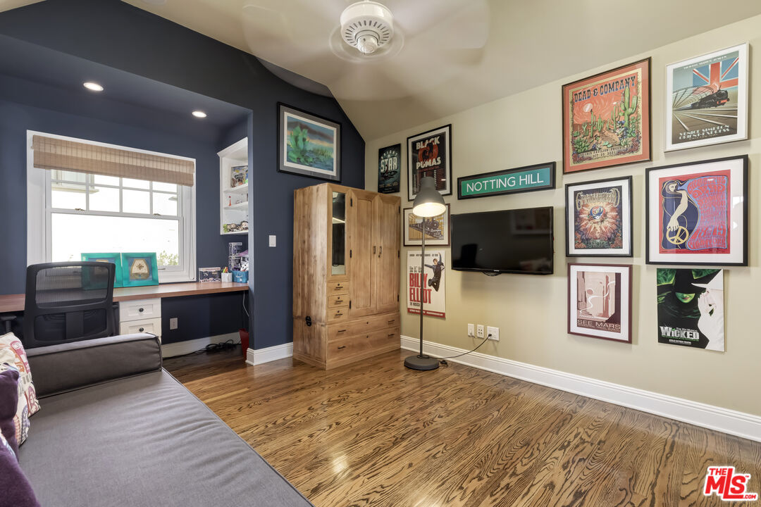Property photo 31