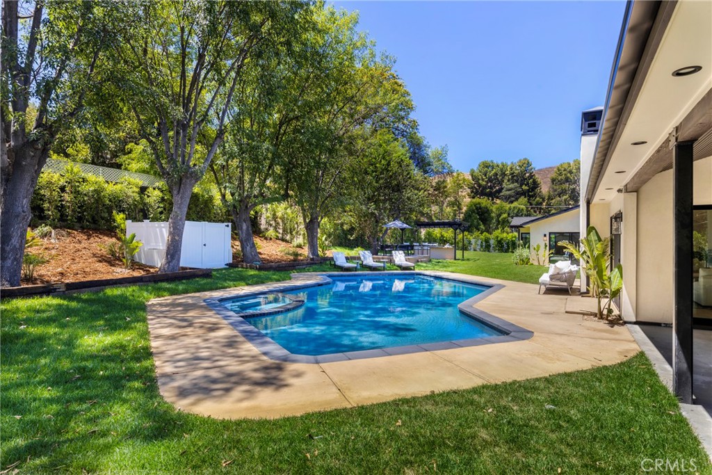 Property photo 46