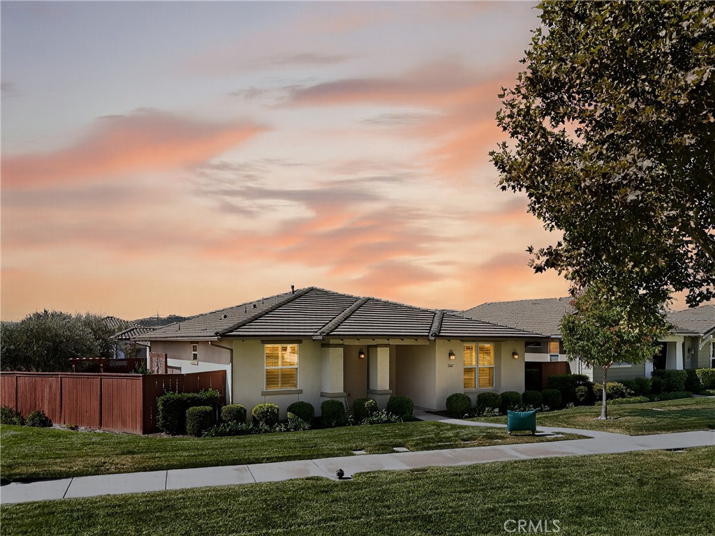 2663 Willits Ln