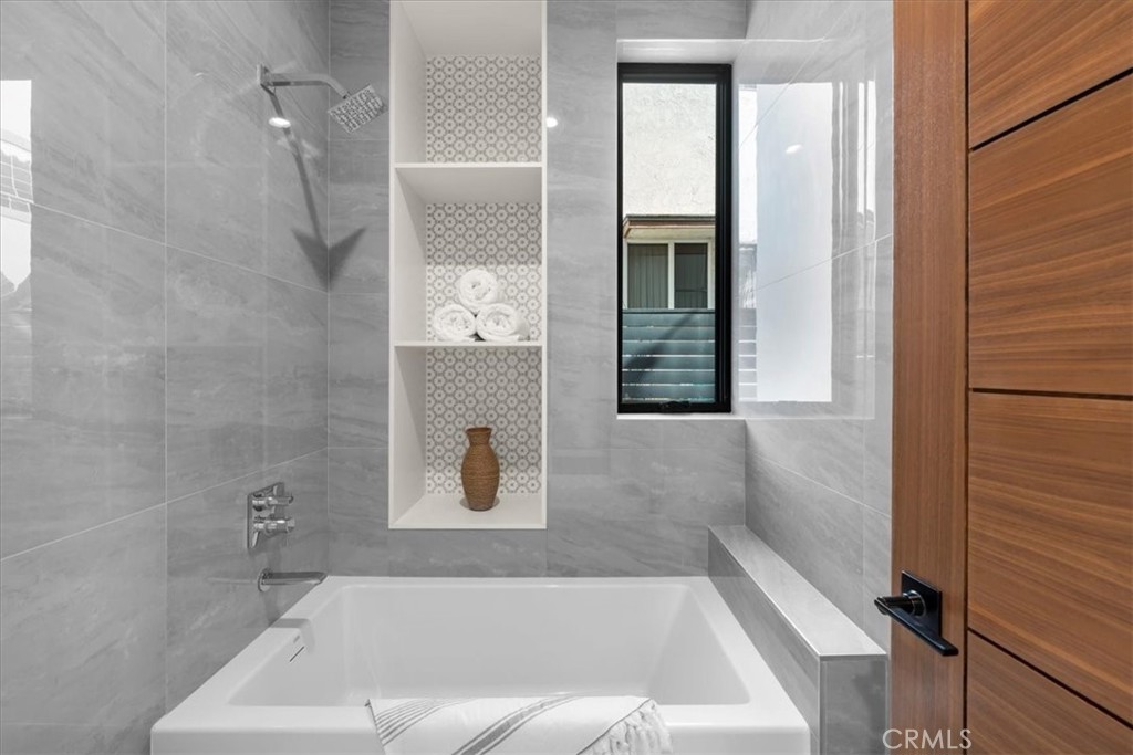 Property photo 50