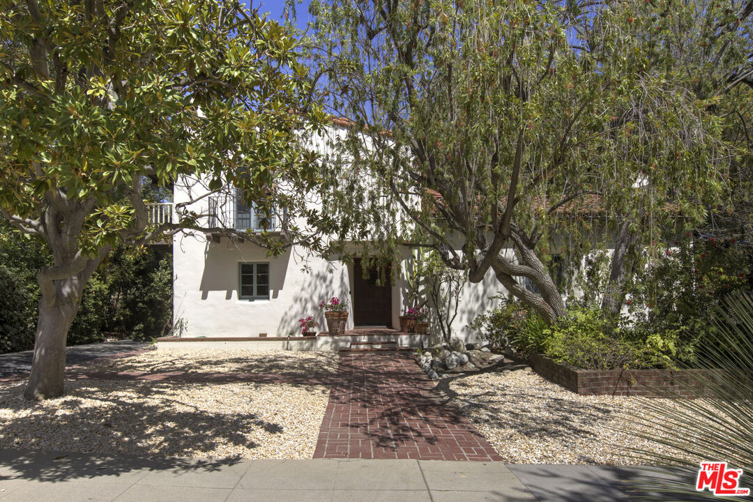 Property photo 35