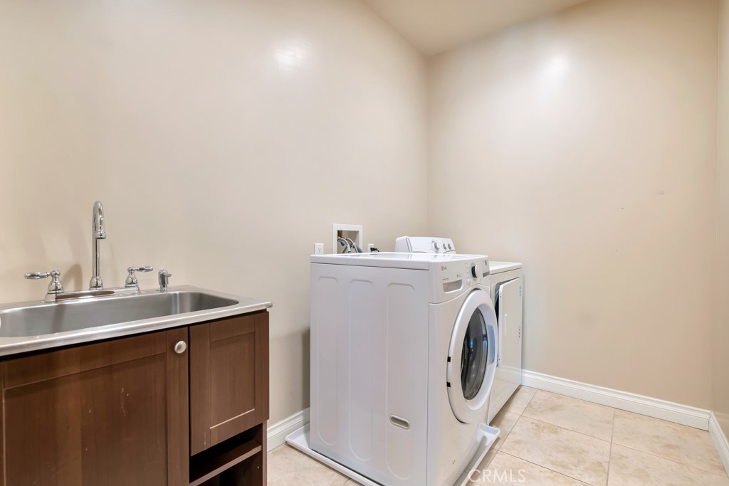 Property photo 42