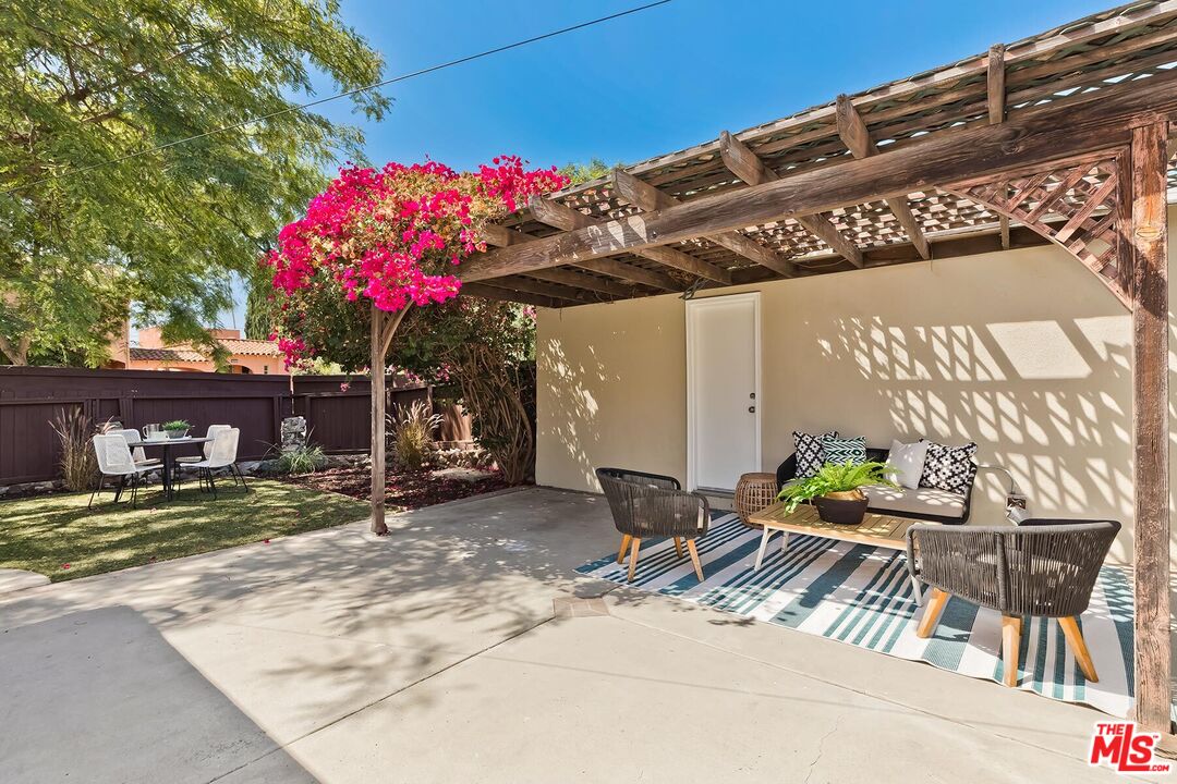Property photo 24