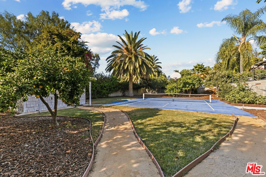 Property photo 40