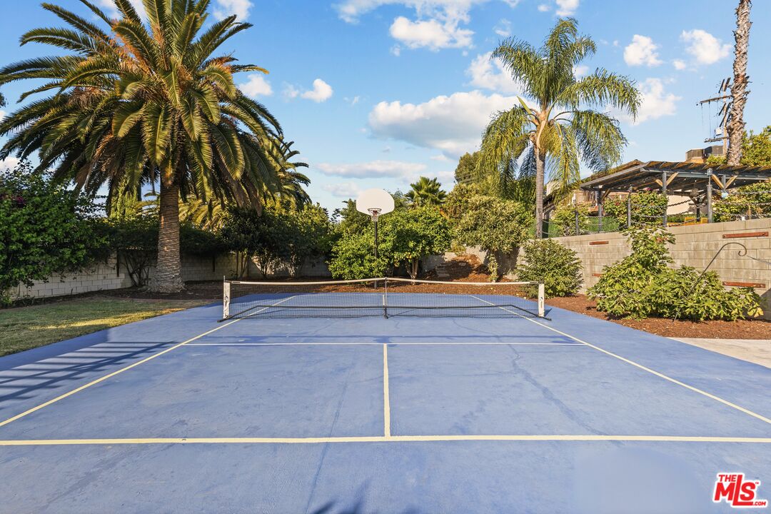 Property photo 44