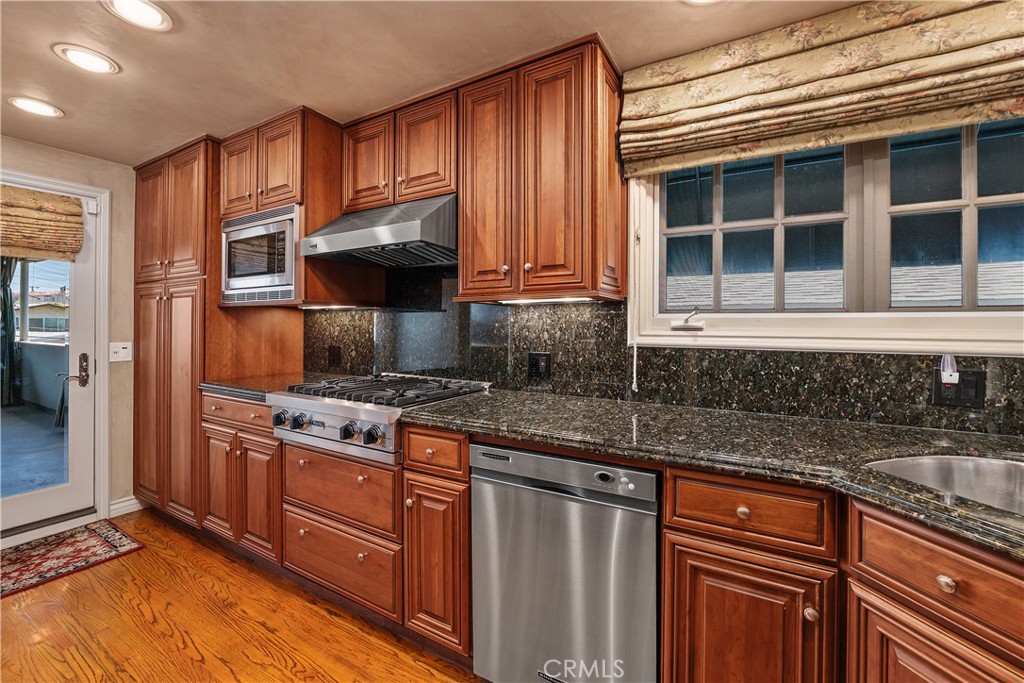 Property photo 38