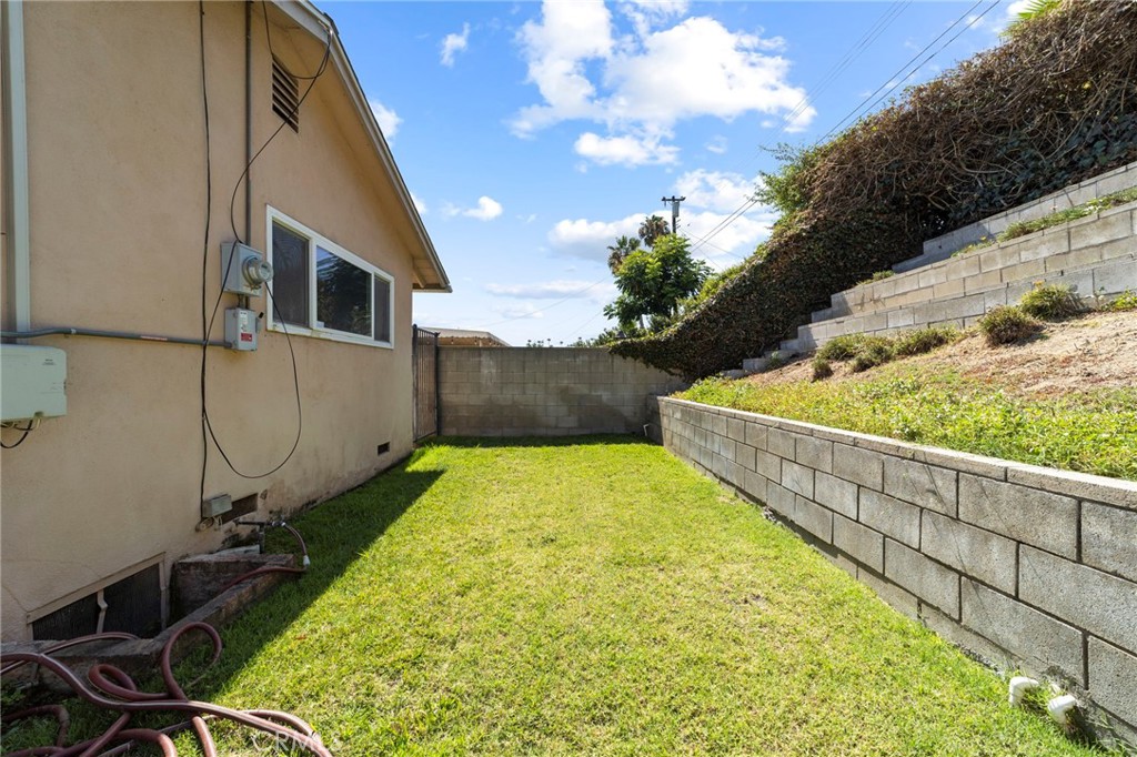 Property photo 32