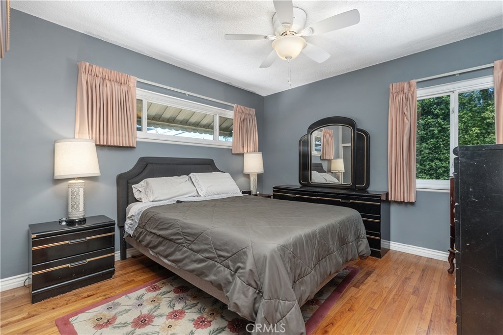 Property photo 33
