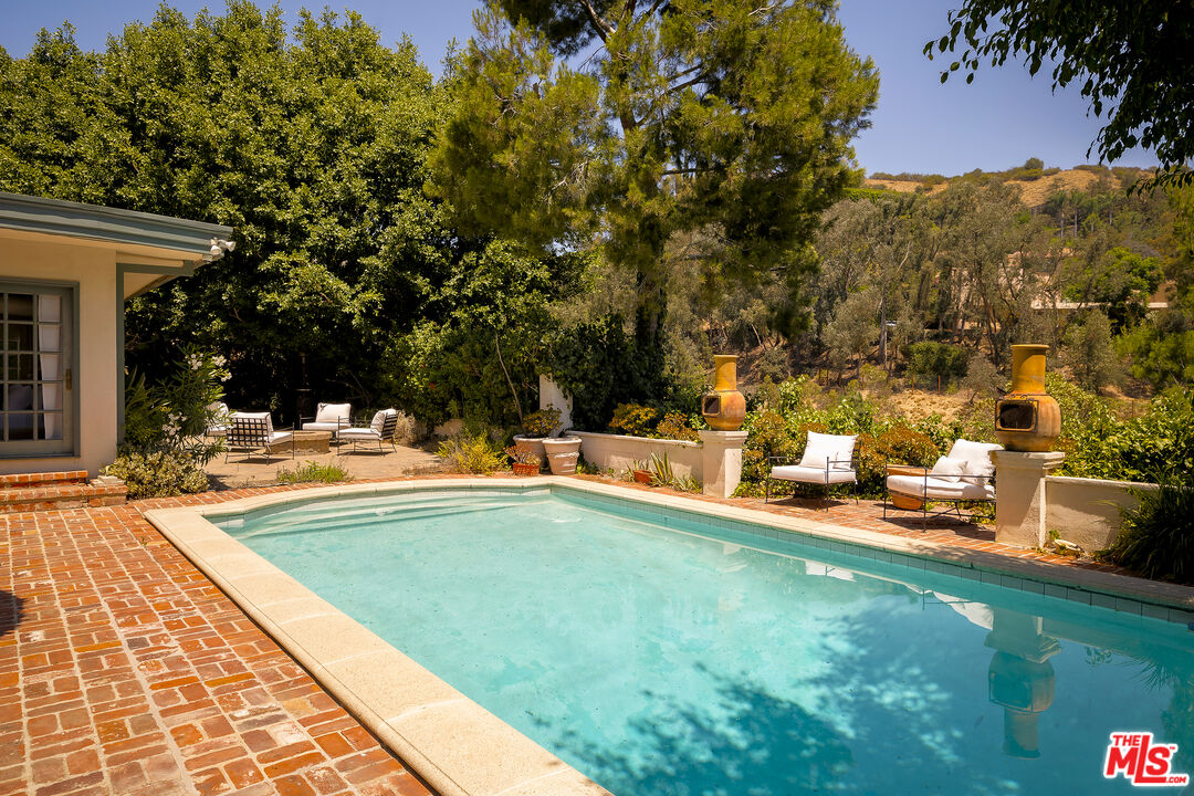 Property photo 31