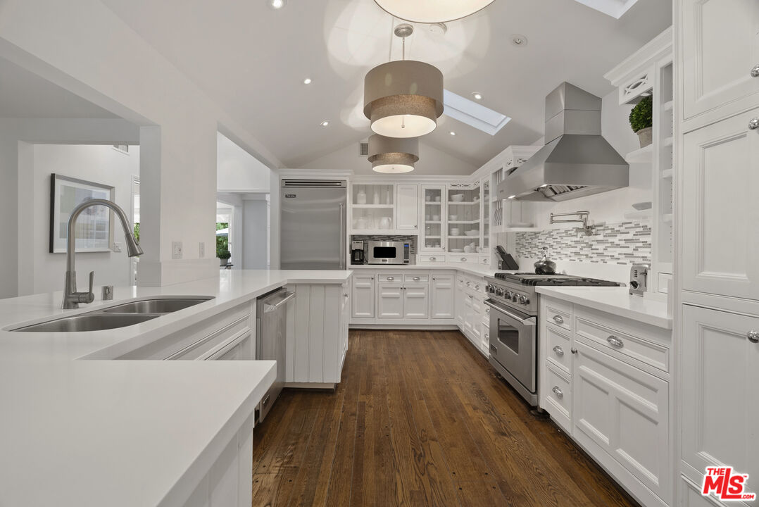 Property photo 25