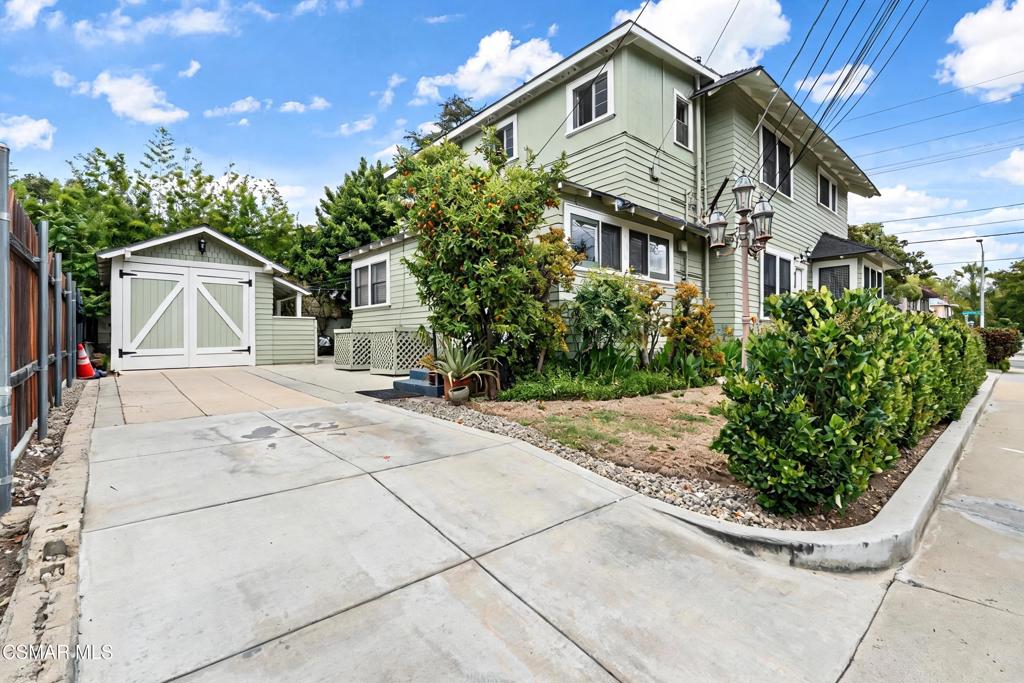 Property photo 25